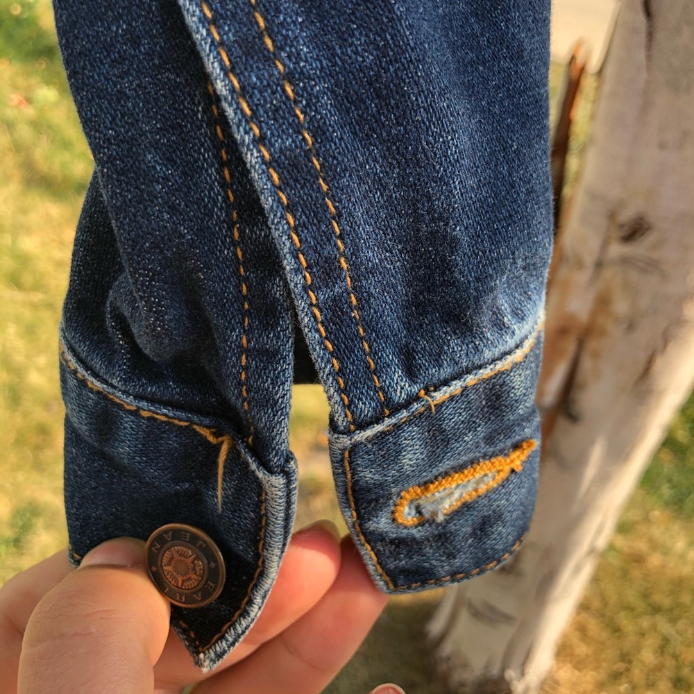Earl Jean Classic Denim jacket - Picture 5 of 9